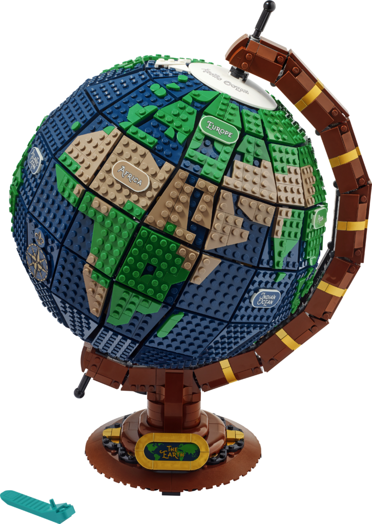 LEGO Ideas 21332 The Globe 3