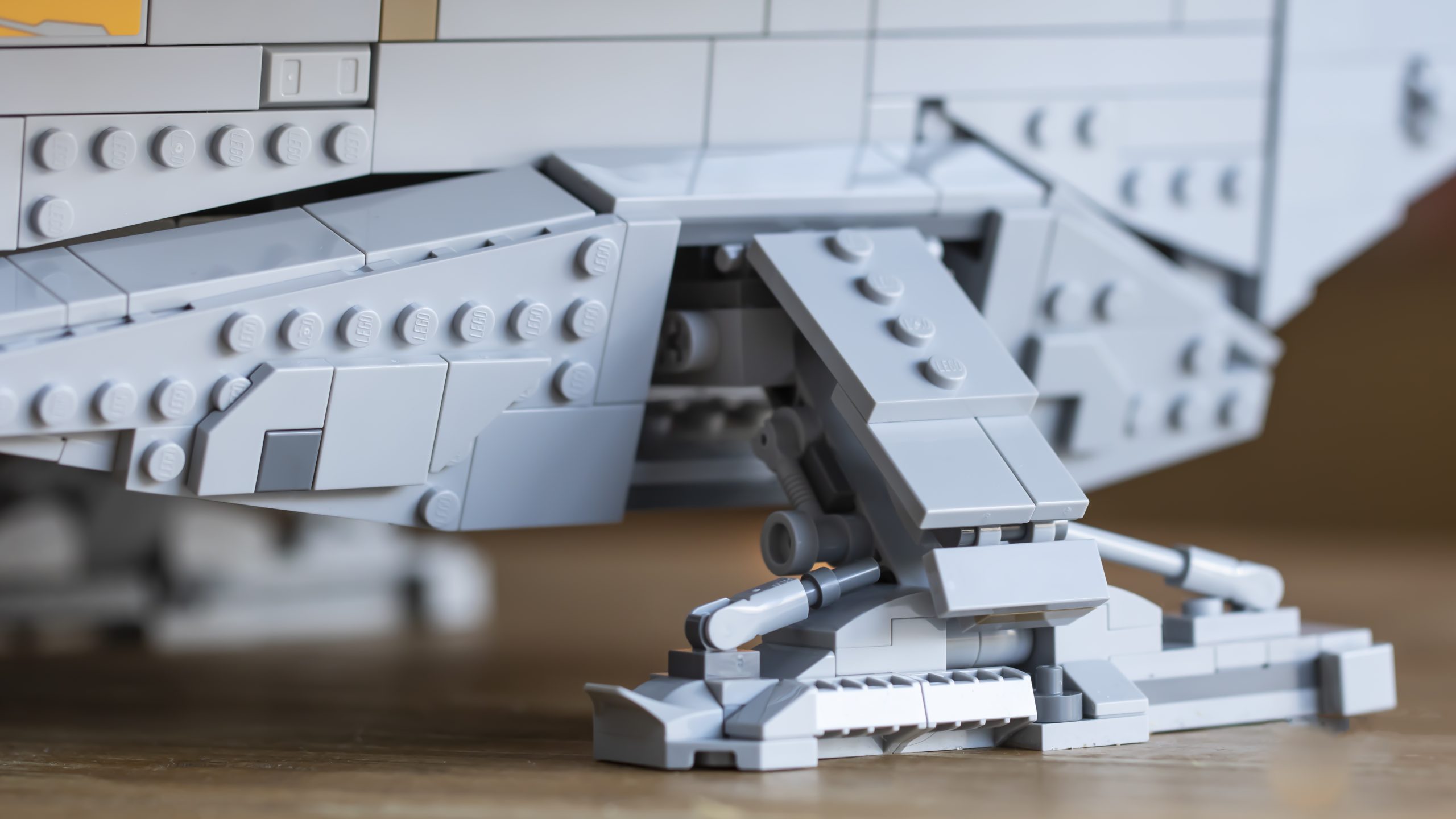 75331 Razor Crest FEATURE 36 scaled