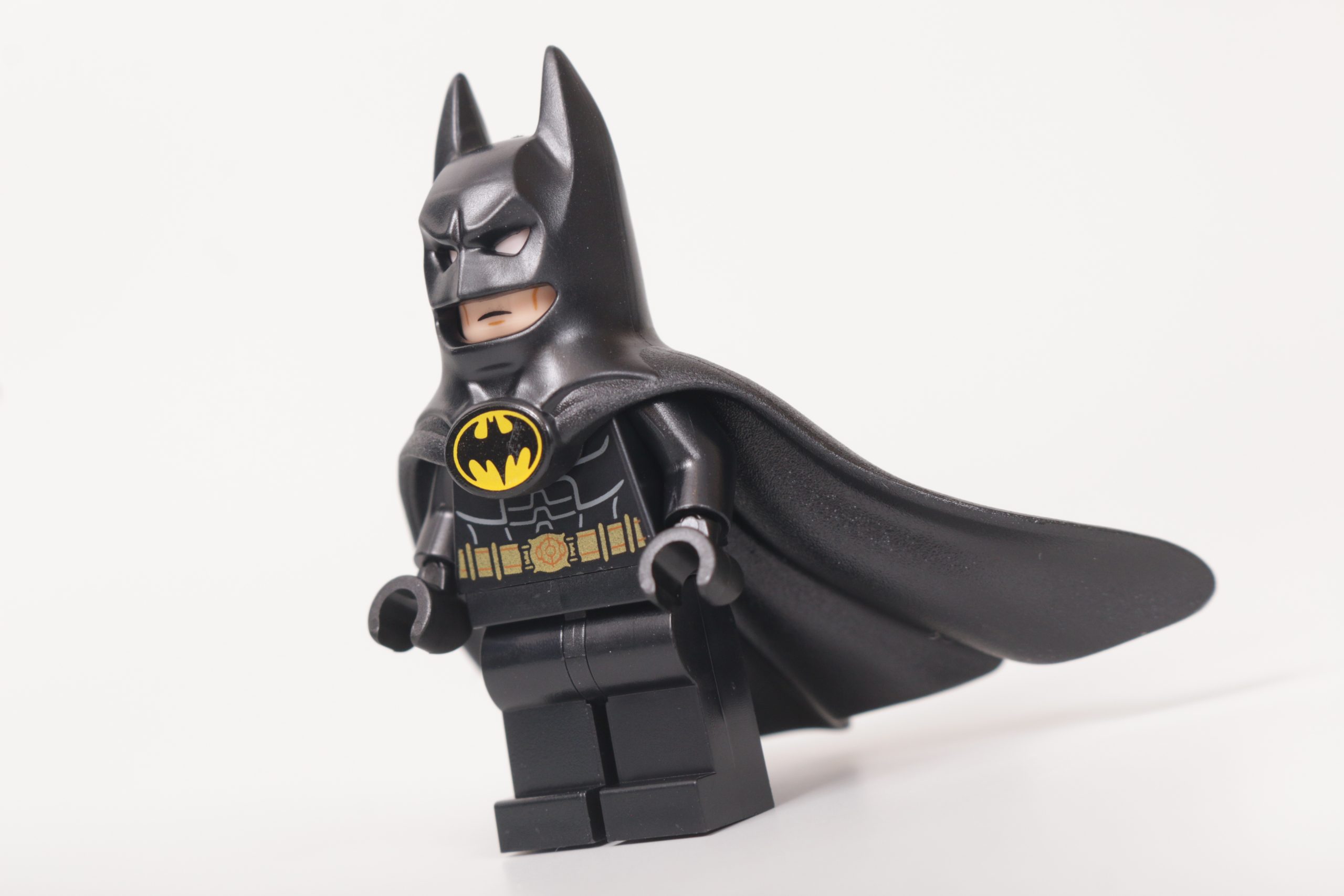 LEGO Batman 76252 Batcave – Shadow Box review 71 scaled