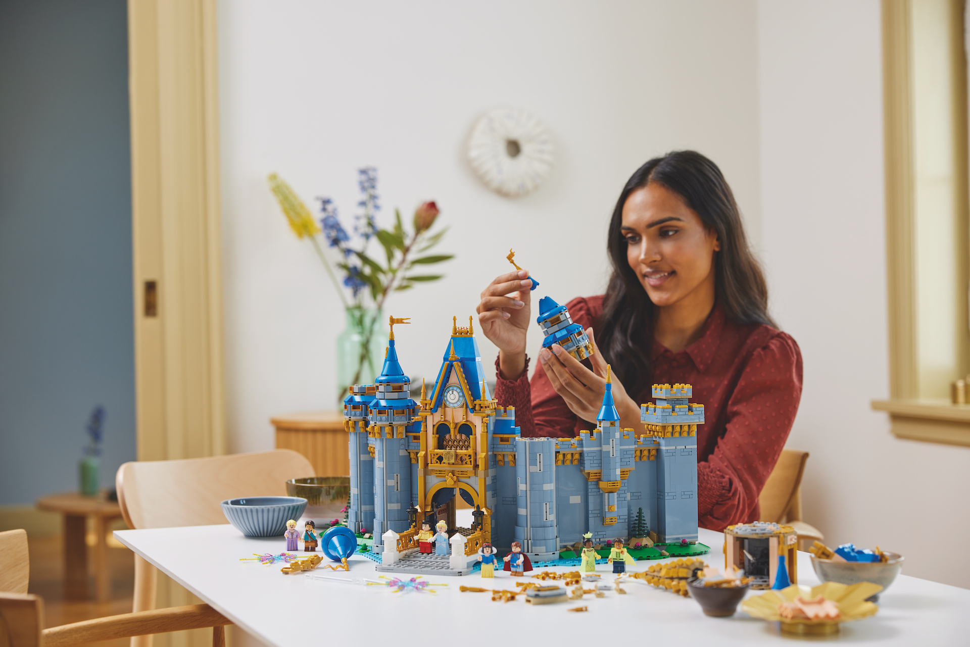 LEGO Disney 100th anniversary 43222 Disney Castle 35