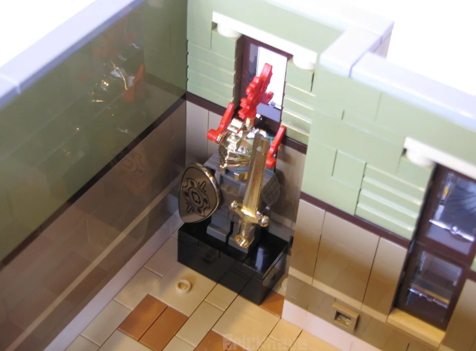 LEGO Icons 10326 natural history museum adventurers modification bricknave reddit 3