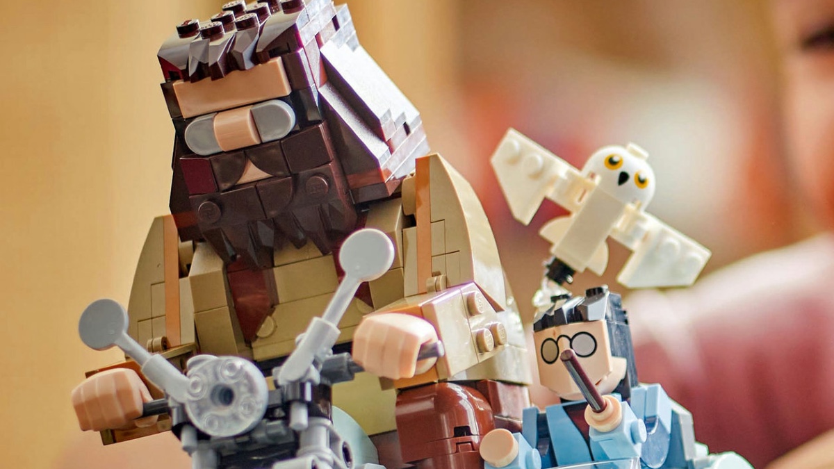 How an ‘abstract art style’ defined LEGO Harry Potter’s most unusual 2025 set