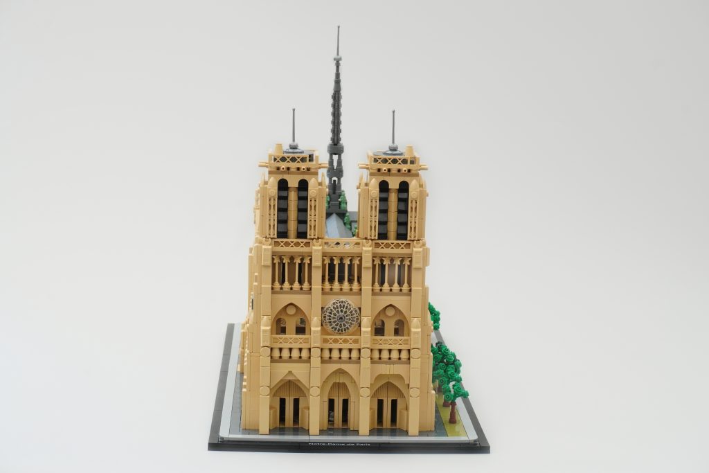 LEGO Architecture 21061 Notre Dame de Paris review 50 1024x683
