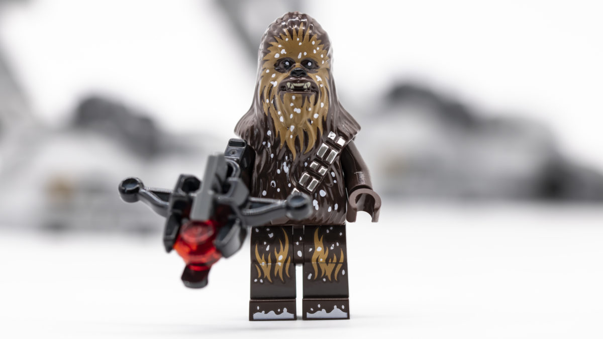LEGO Star Wars Chewbacca minifigure left blank-faced