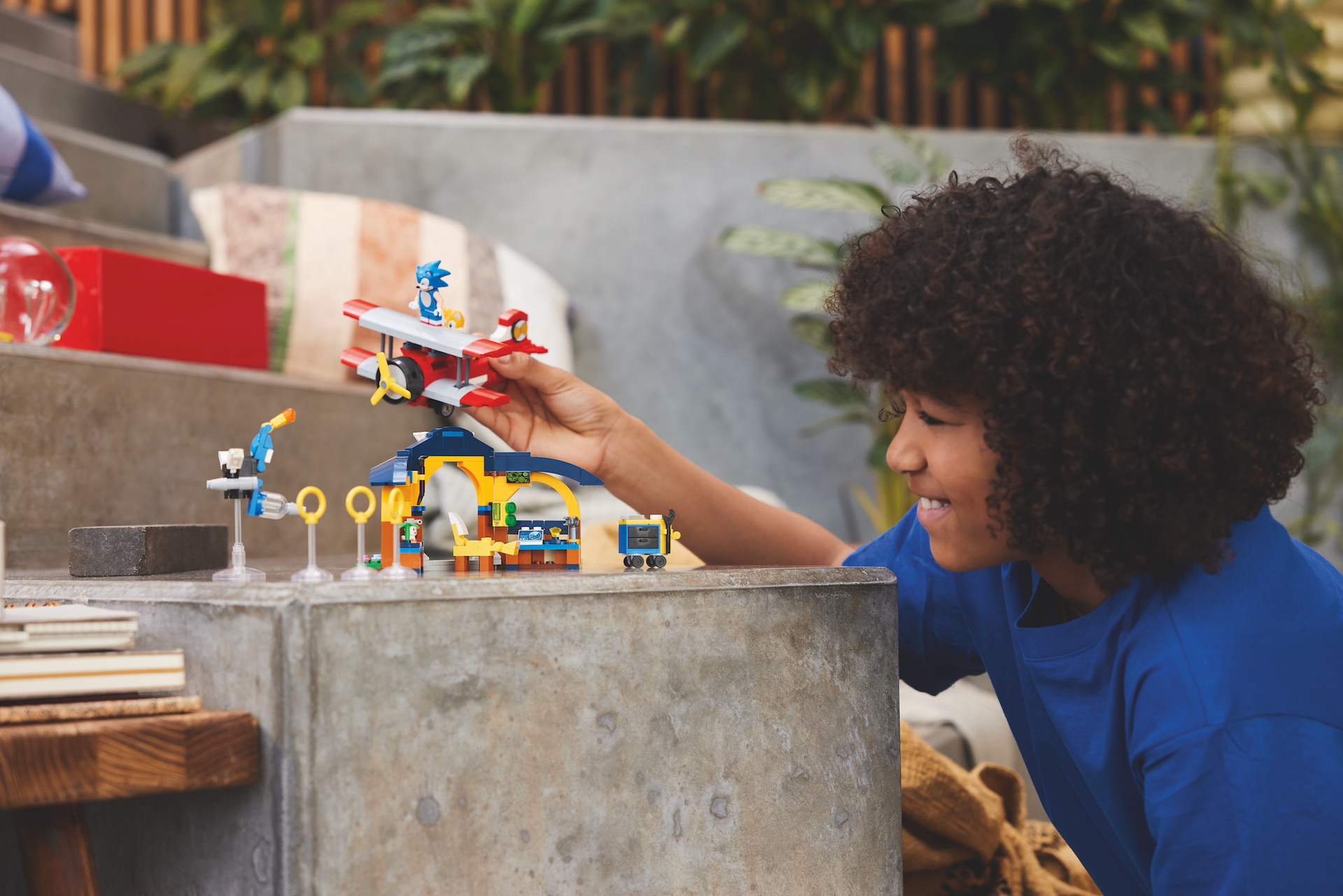 LEGO Sonic the Hedgehog 76991 Tails Workshop and Tornado Plane 5