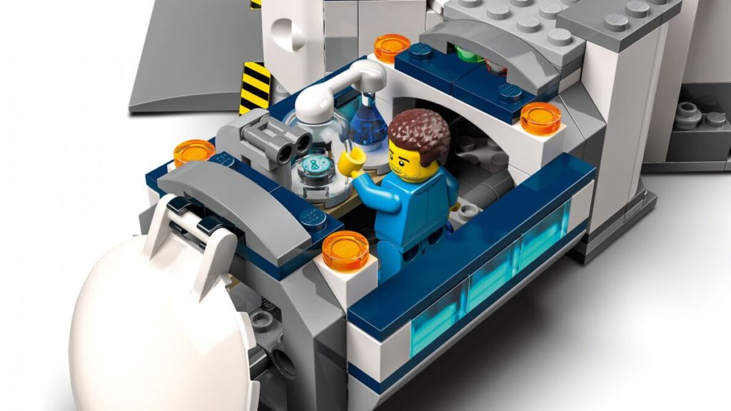 LEGO CITY 60350 Lunar Research Base 5 1024x576