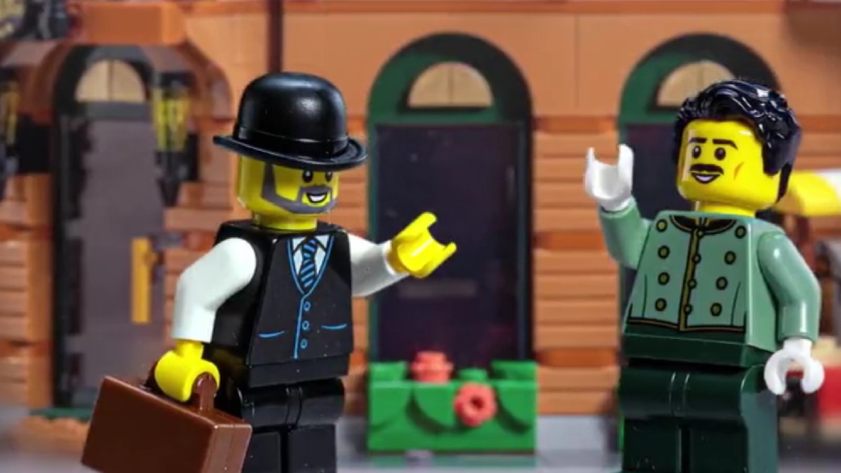LEGO for Adults 10297 Boutique Hotel gets transformative trailer