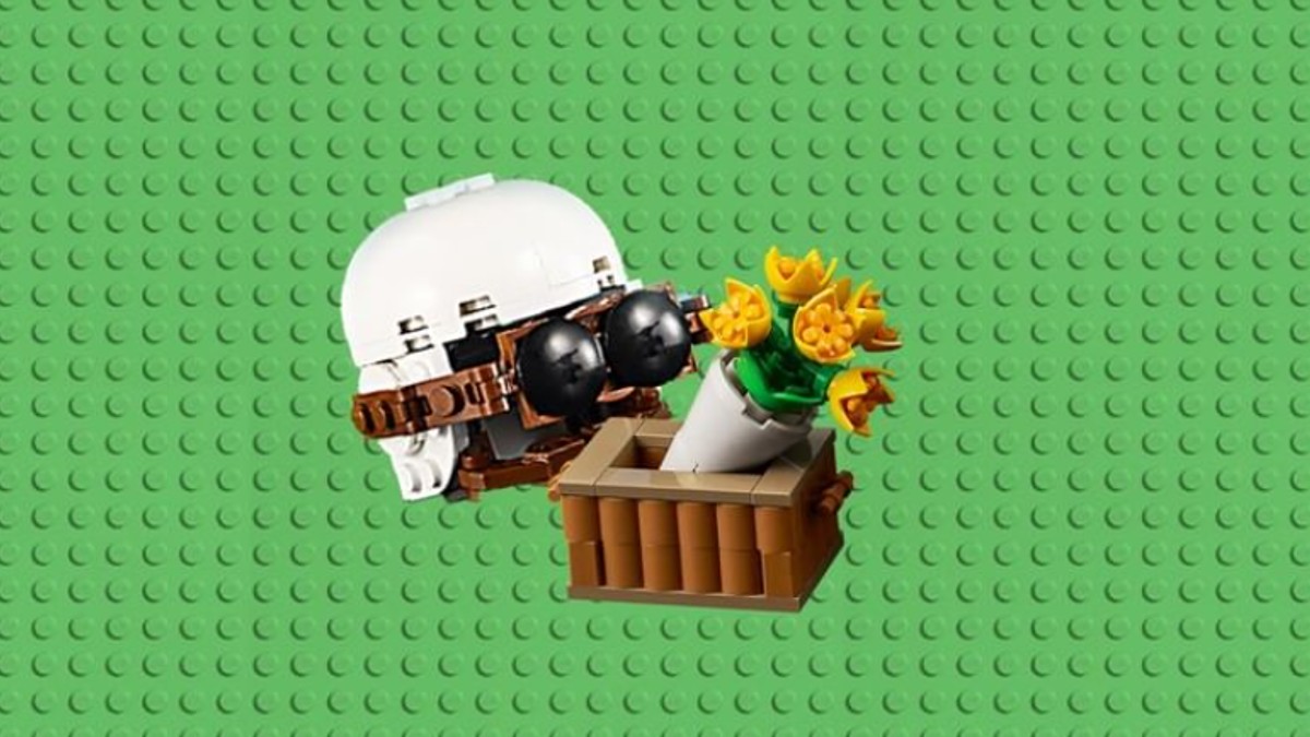 Rumoured LEGO for Adults 10298 Vespa might be revealed very soon