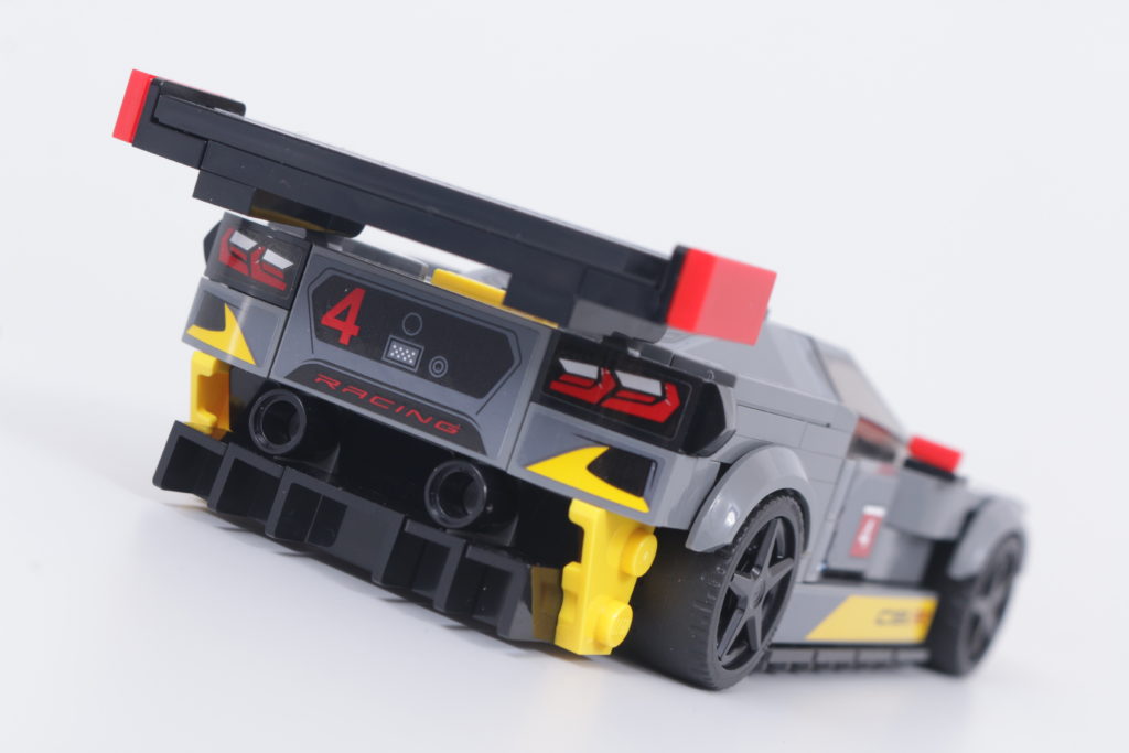 LEGO Speed Champions 76903 Chevrolet Corvette C8.R Race Car and 1968 Chevrolet Corvette review 19