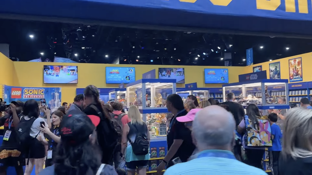 MINISUPERHEROESTODAY LEGO booth SDCC 2023 8 1024x576