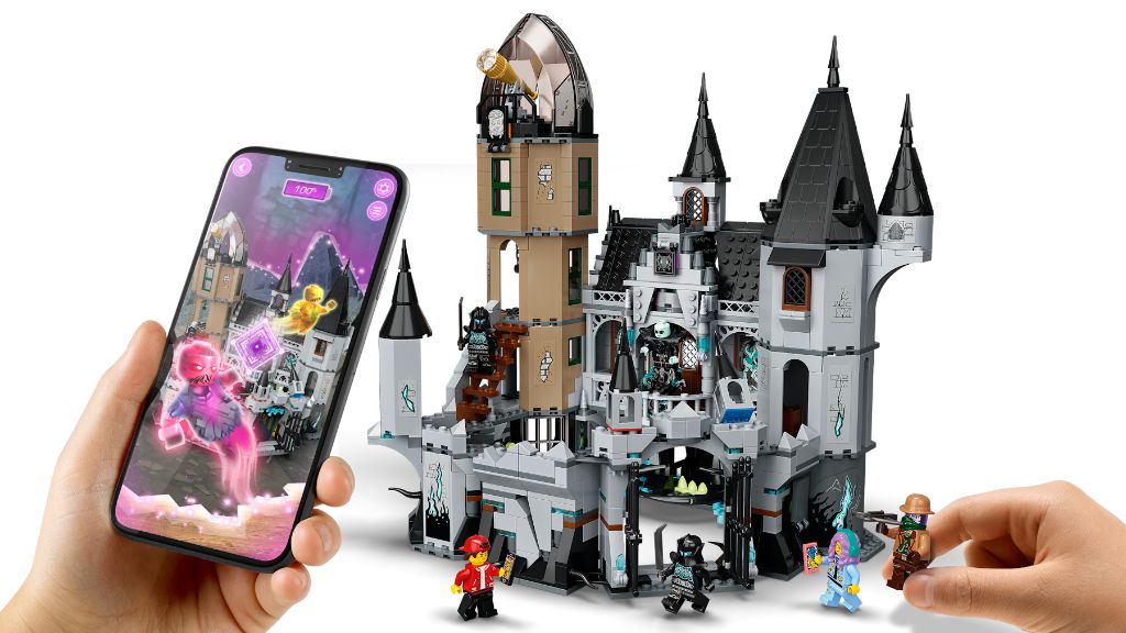 LEGO Hidden Side 70437 Castle of Mystery 4