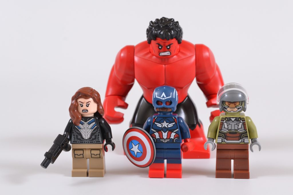 LEGO Marvel 76292 Captain America vs. Red Hulk Battle 44 1 1024x683