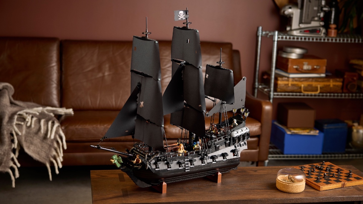 LEGO Icons 10365 Captain Jack Sparrow’s Pirate Ship officially revealed