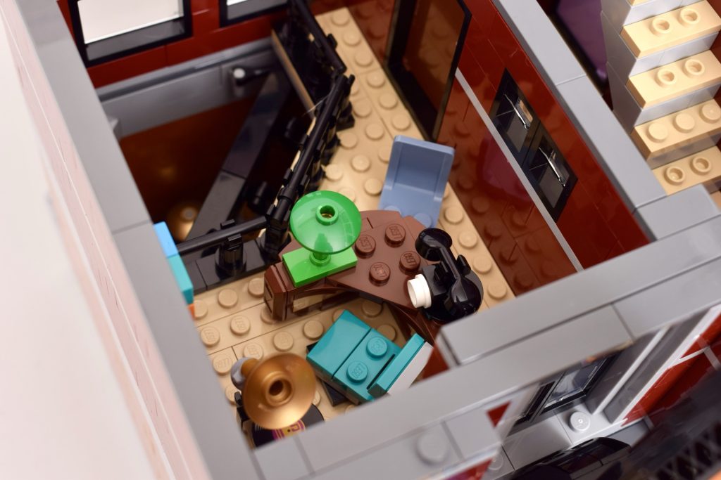 LEGO Icons 10312 Jazz Club review 18 1024x683