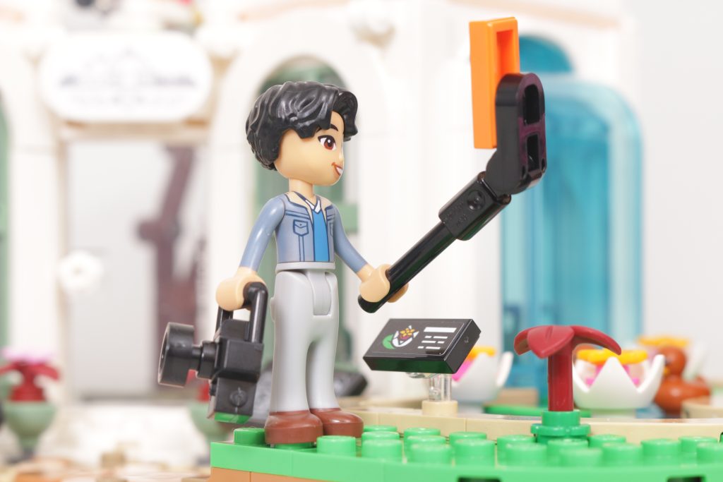 LEGO Friends 41757 Botanical Garden review 37 1024x683
