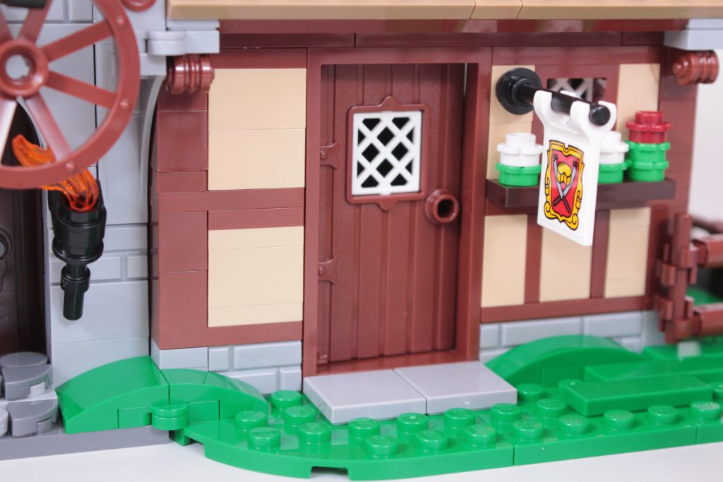 LEGO Icons 10332 Medieval Town Square review 88 1024x683