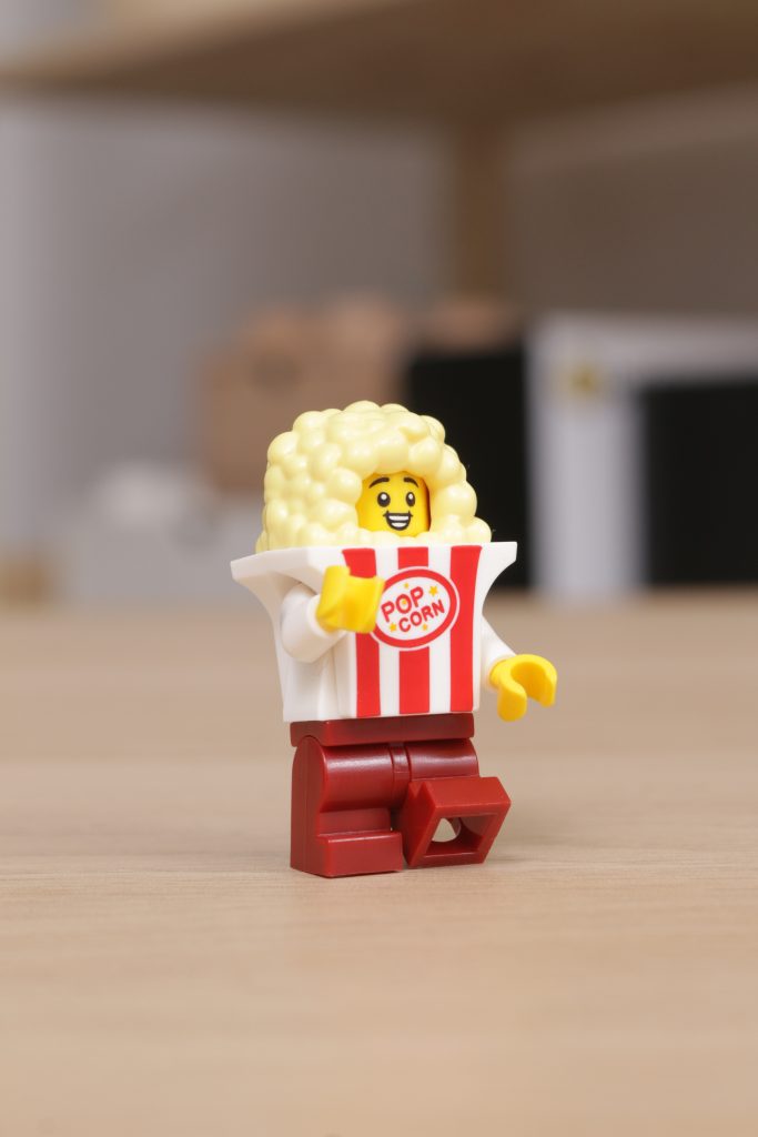 LEGO Minifigures 71034 Series 23 review 4 683x1024