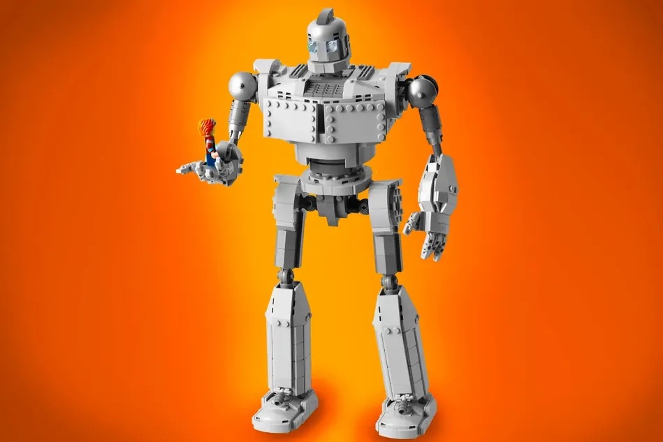 LEGO Ideas The Iron Giant 2