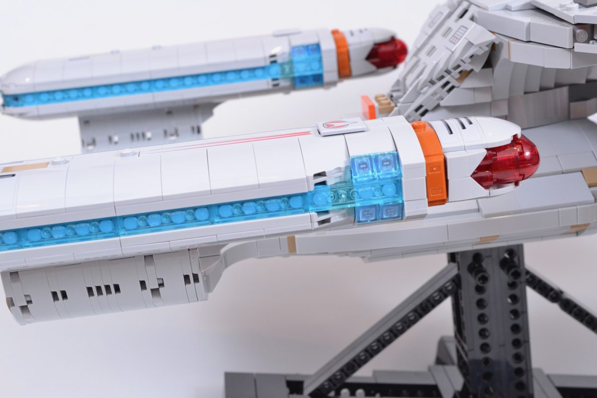 LEGO Icons 10356 USS Enterprise NCC 1701 D 18 1200x800