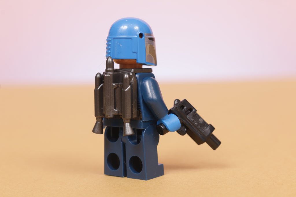 LEGO Star Wars Mandalorian Pilot magazine minifigure 75348 2 1024x683