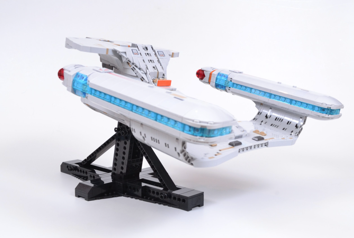 LEGO Icons 10356 USS Enterprise NCC 1701 D 50 1200x808