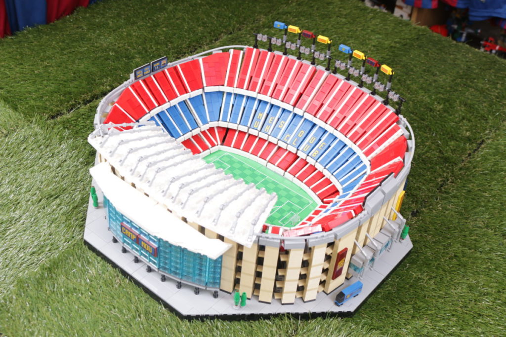 LEGO for Adults 10284 Camp Nou – FC Barcelona review 4i 1024x683