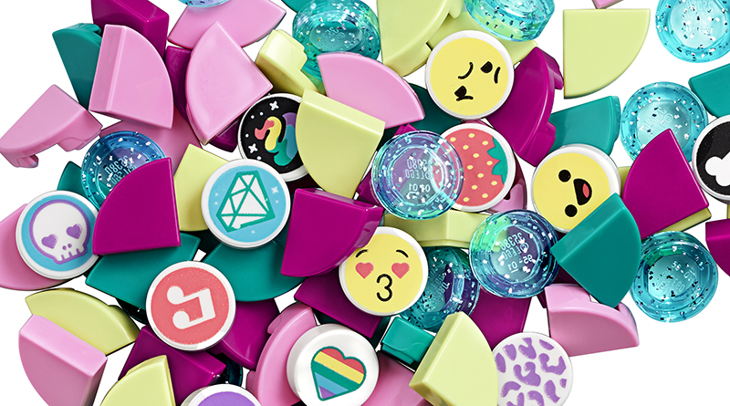 LEGO DOTS sets available now
