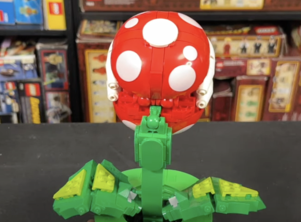 MiniSuperHeroesToday LEGO Super Mario 71426 Piranha Plant review head