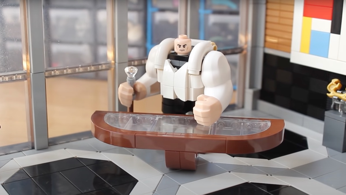 Five ways to build your own LEGO Kingpin