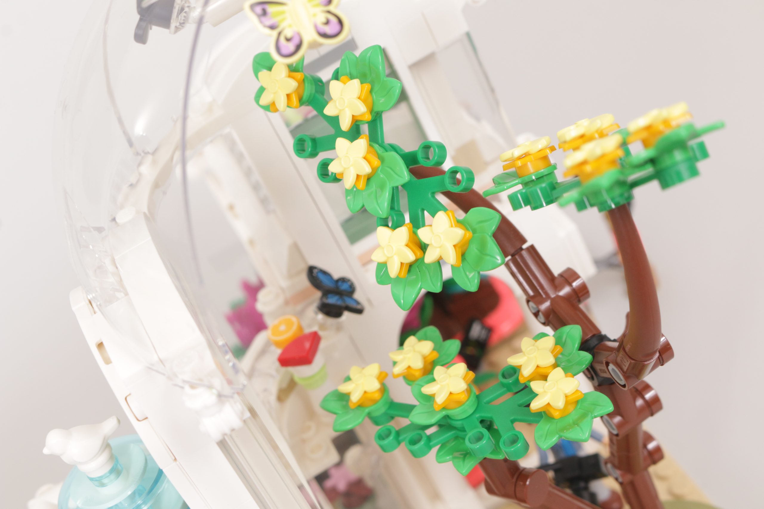 LEGO Friends 41757 Botanical Garden review 23 scaled