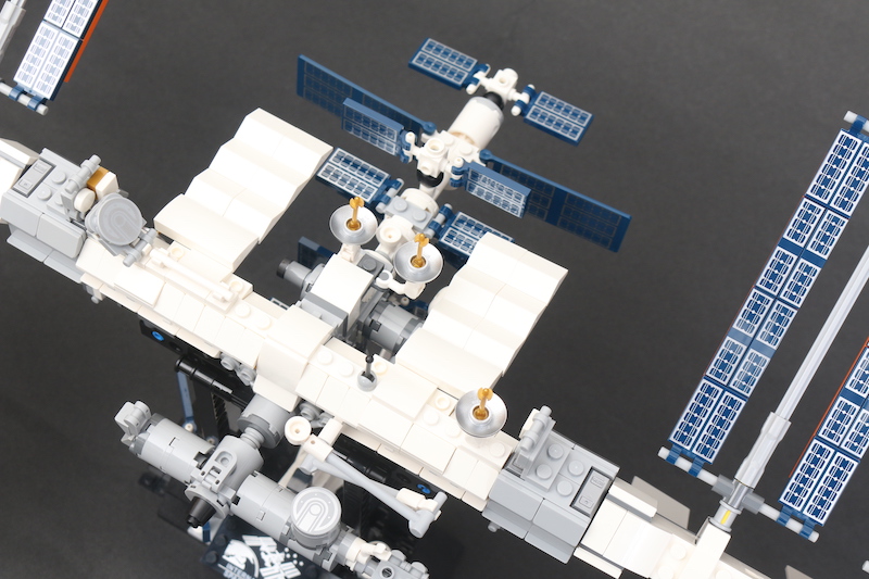LEGO IDEAS 21321 International Space Station review 7