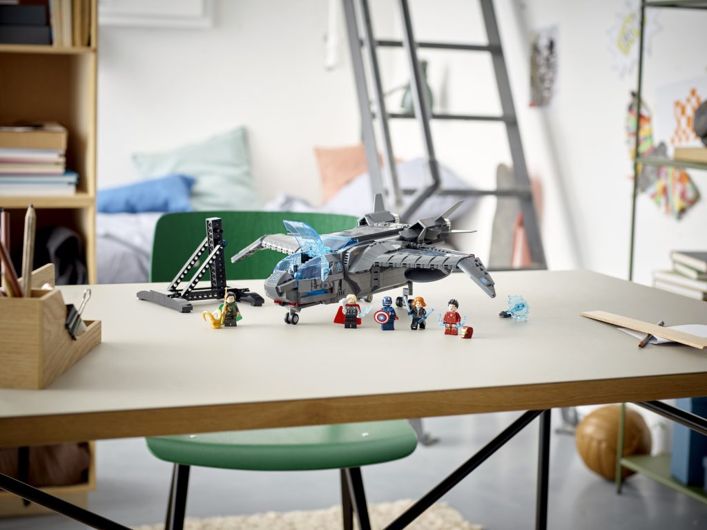 LEGO Marvel 76248 The Avengers Quinjet 4 1024x767