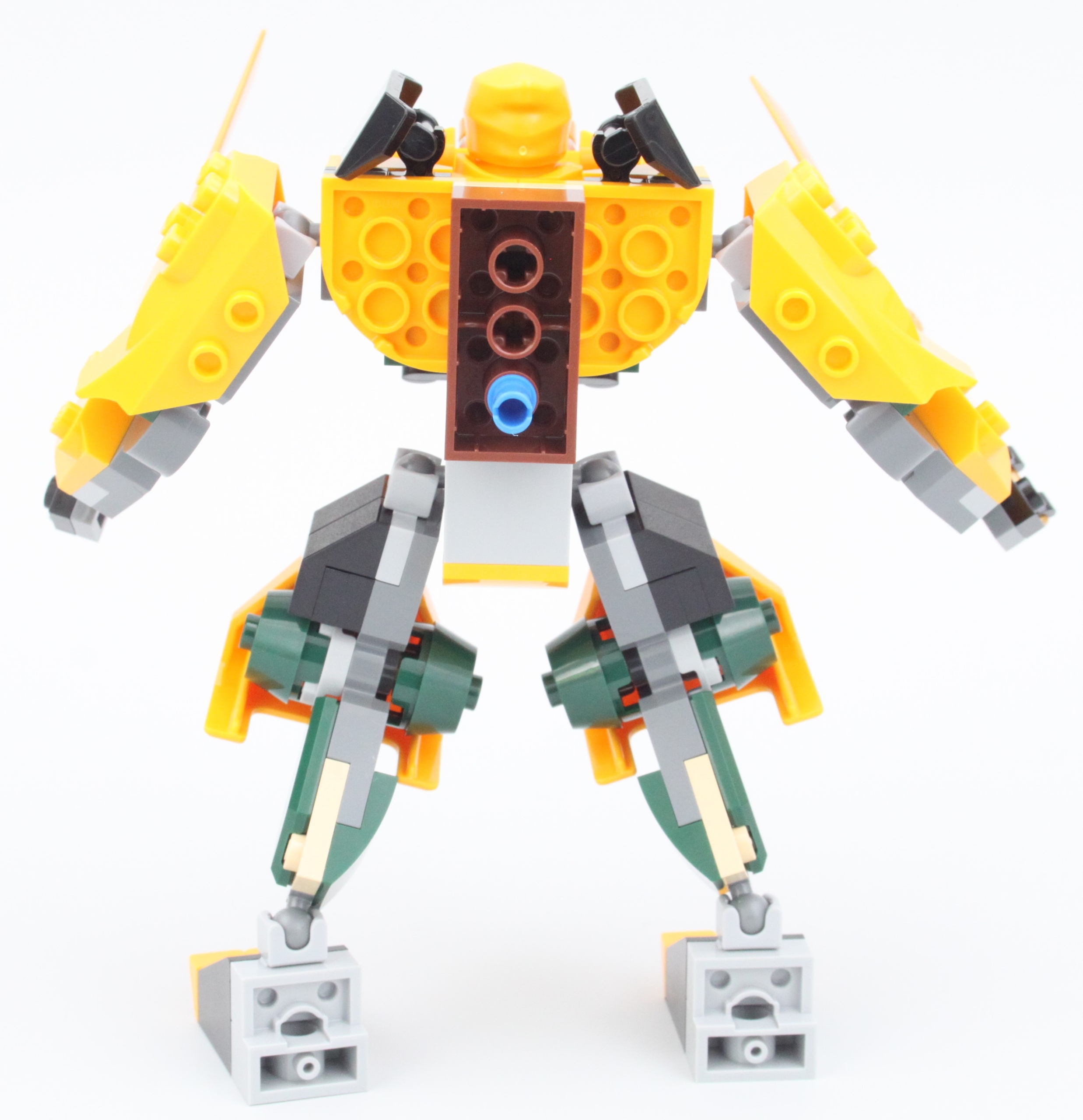 LEGO NINJAGO 71794 Lloyd and Arins Ninja Team Mechs review 20 scaled