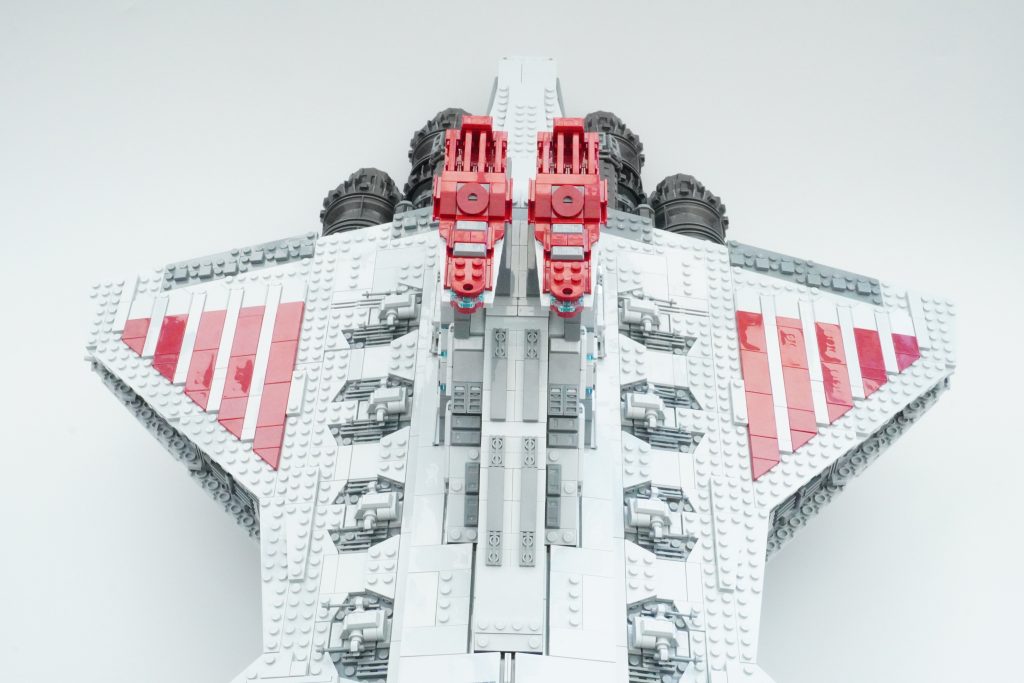 LEGO Star Wars 75367 Venator Class Republic Attack Cruiser review 02 1024x683