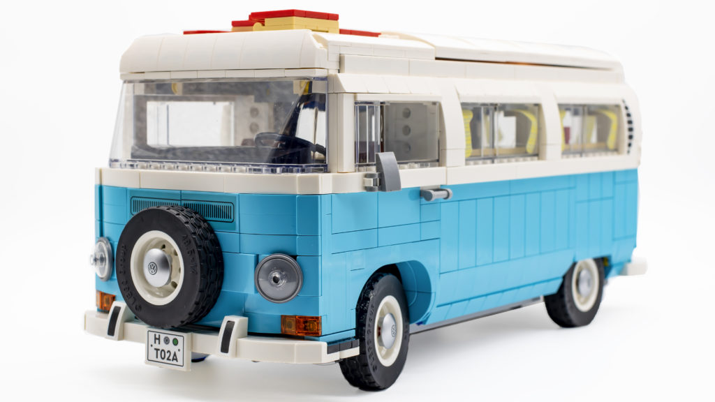 LEGO 10279 Volkswagen T2 Camper Van 26