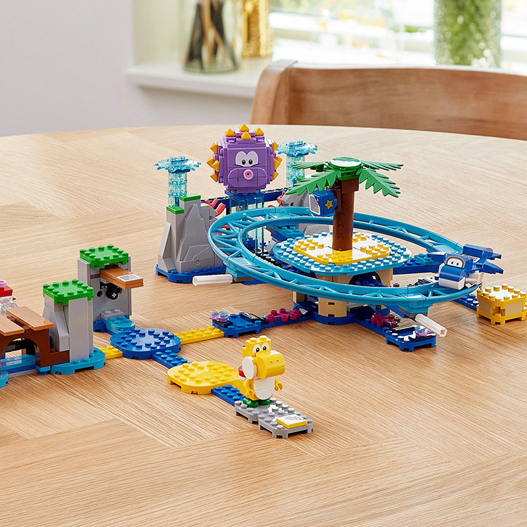 LEGO 71400 Super Mario 2022 2