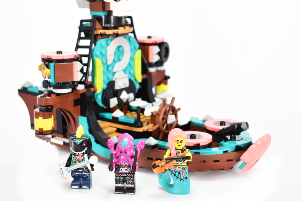 LEGO VIDIYO 43114 Punk Pirate Ship review 1