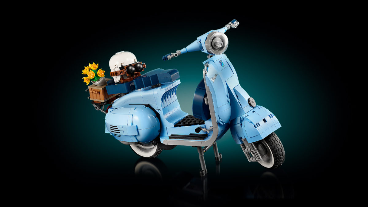 LEGO Creator Expert 10298 Vespa 125 discounted for first time