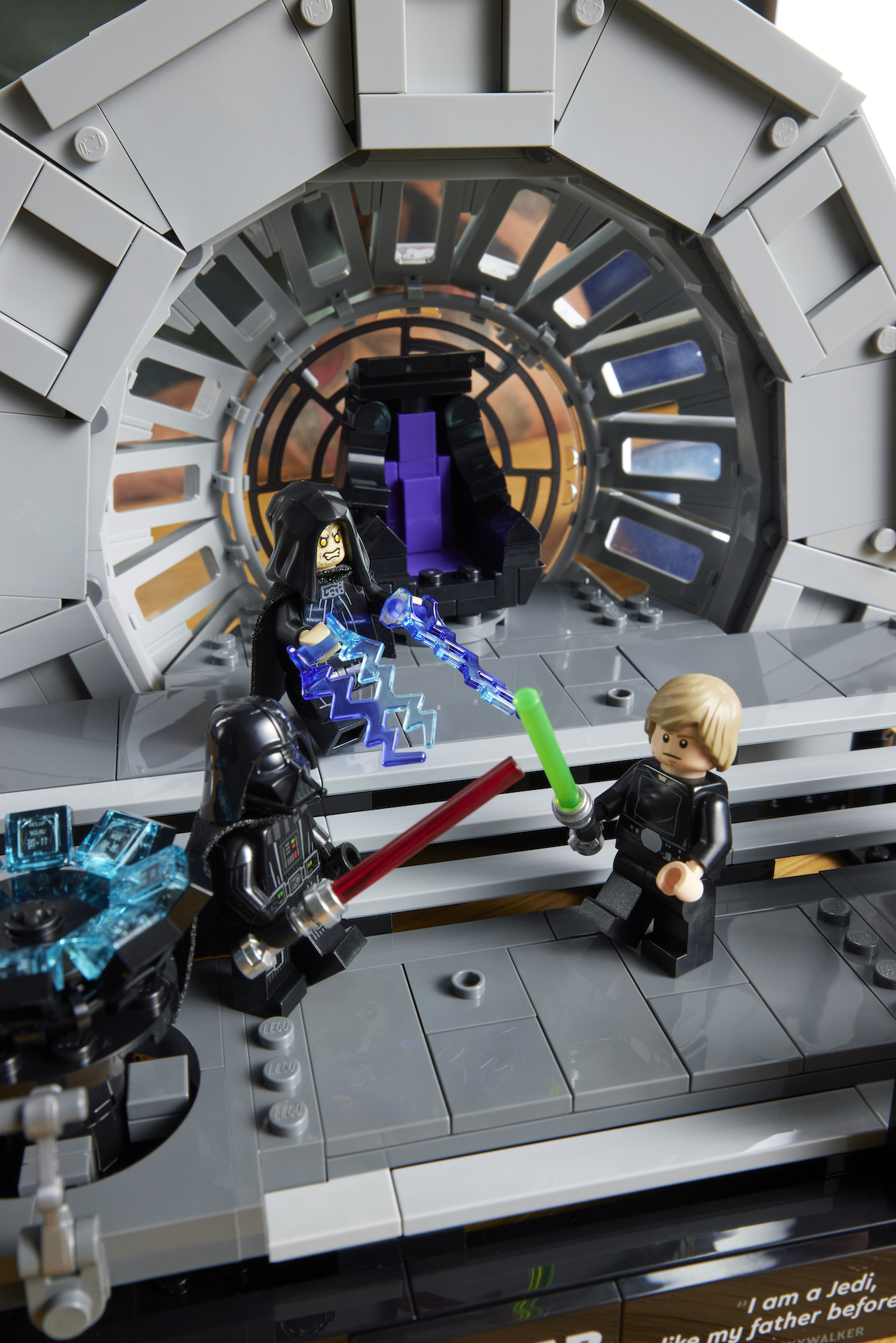 LEGO Star Wars 75352 Emperors Throne Room 5