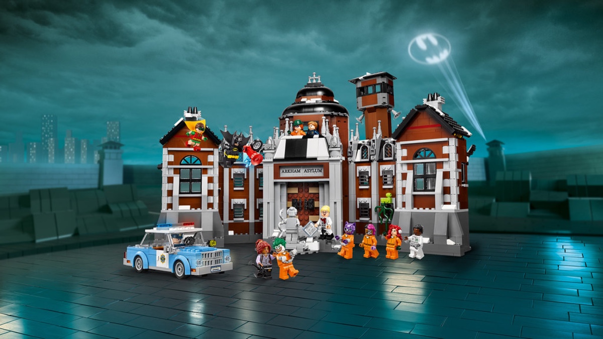 Rumoured LEGO DC 76300 Arkham Asylum delayed… or is it?