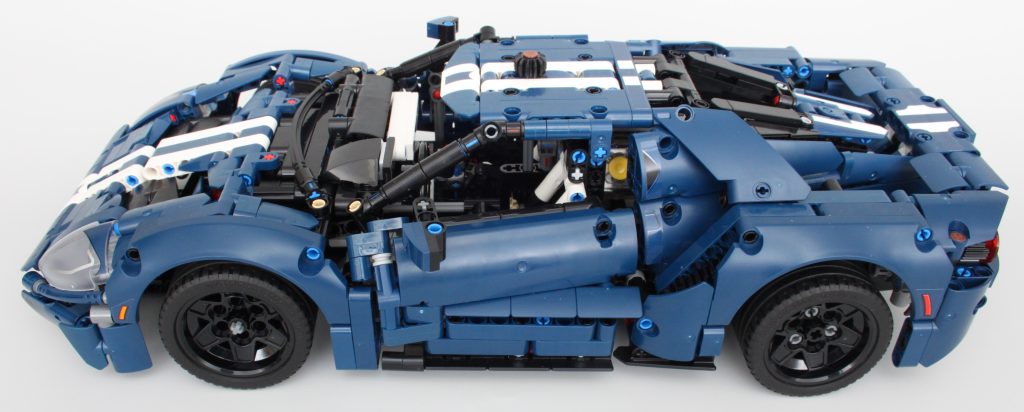 LEGO Technic 42154 2022 Ford GT review 1 1024x412