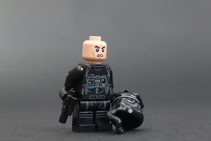 LEGO Star Wars 75272 Sith TIE Fighter review 3