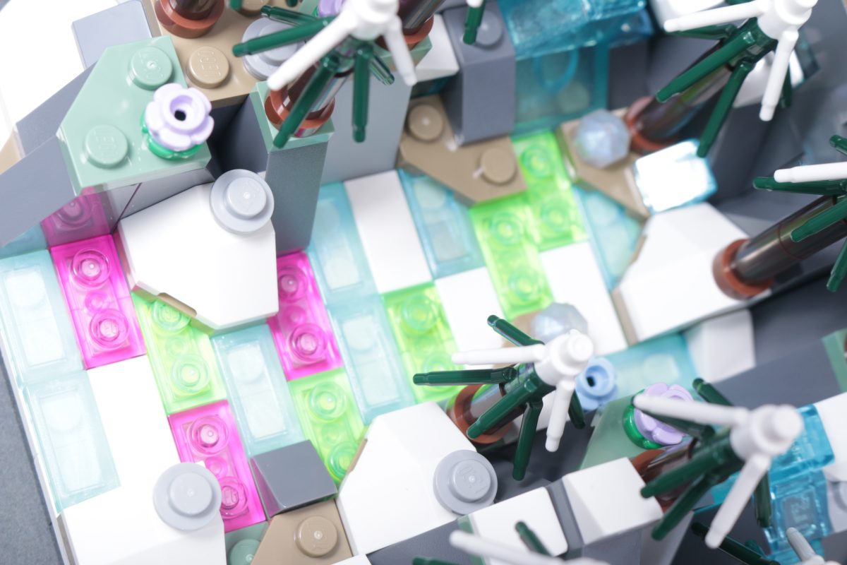 LEGO 40785 Northern Lights Diorama gift with purchase review 8 1200x800