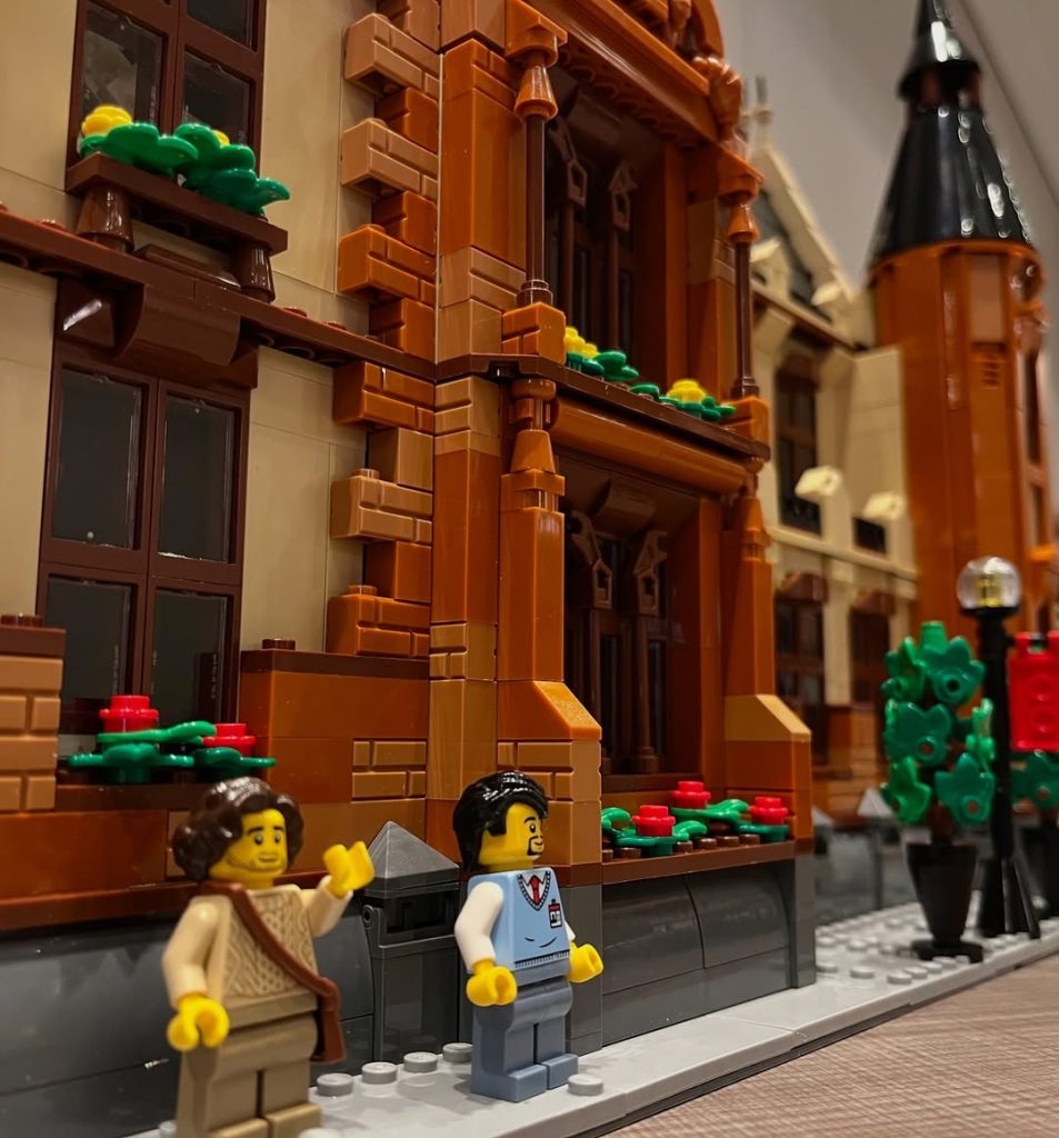 LONDONBRIDGEBRICKS BrickLink Designer Program Series 8 University of Science 4 953x1024