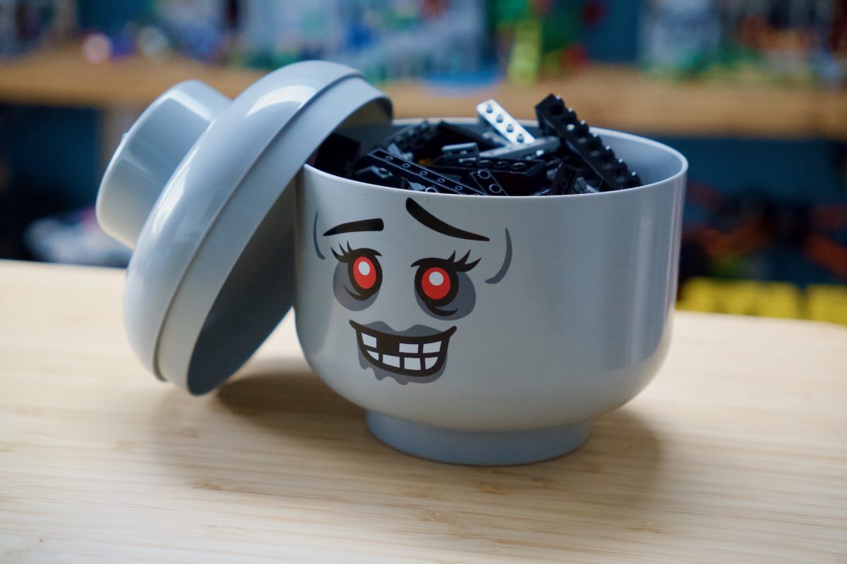 LEGO 5009862 Zombie Storage Head – Small review 3 1200x800