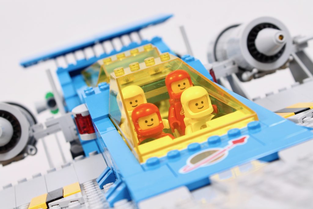 LEGO Icons 10497 Galaxy Explorer critique 15 1024x683