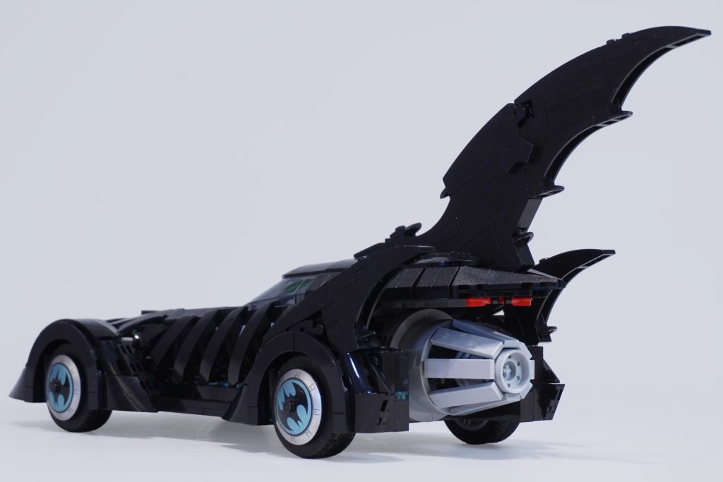 LEGO 76304 Batman Forever Batmobile review 28 1024x683
